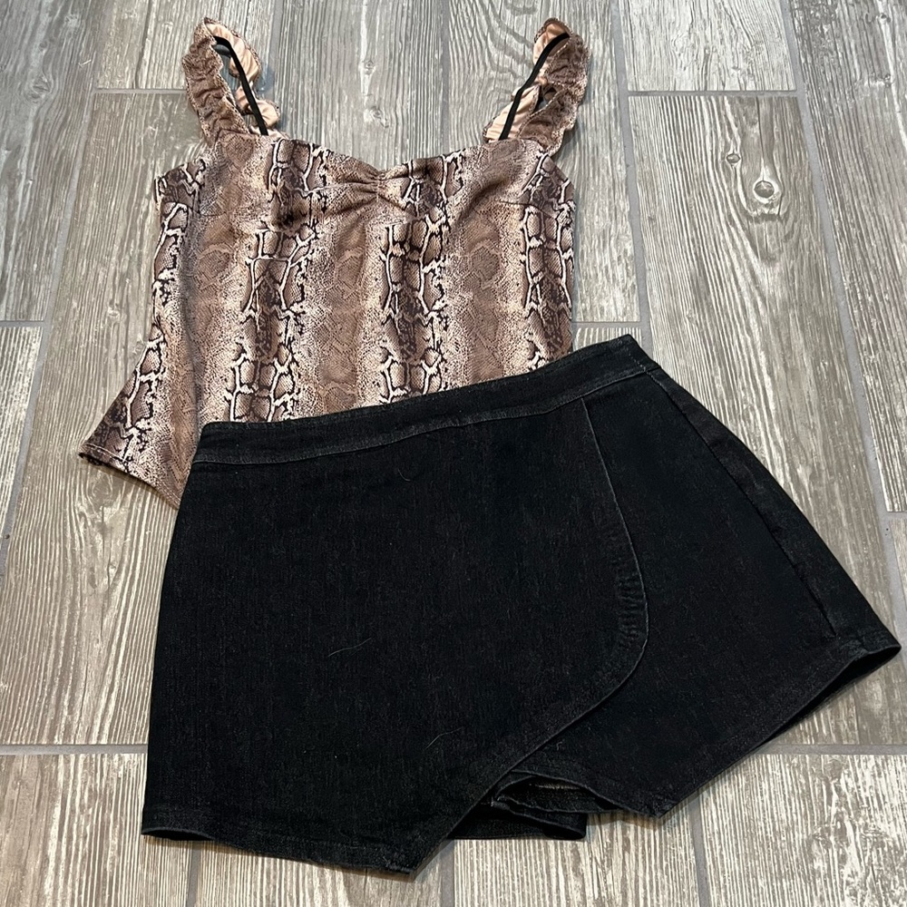 NWT Ruffle Bodysuit - Picture 8 of 13